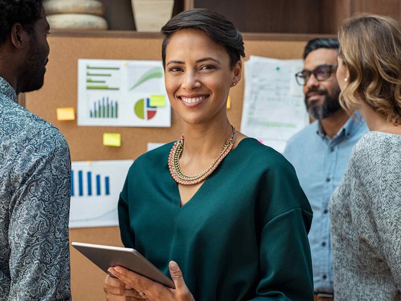 https://studyinvietnam.vn/wp-content/uploads/2020/08/service_02-1280x960.jpg